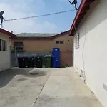 Spacious 2Bed 1 Bath Duplex Available Now